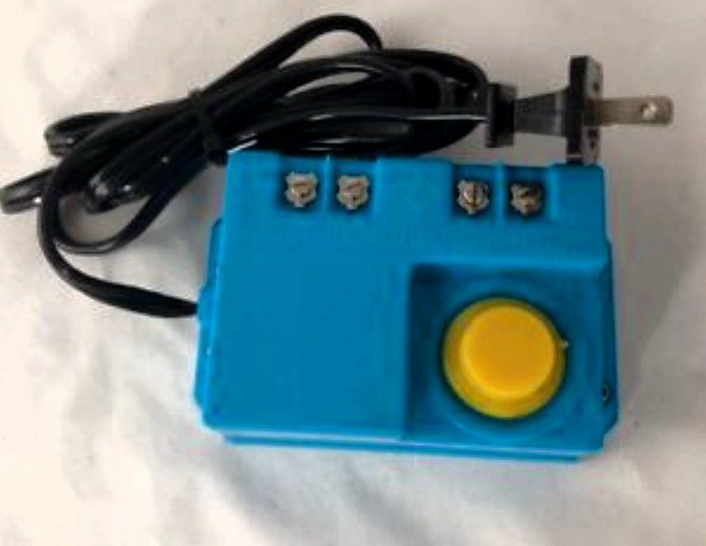 BACHMANN - HOBBY TRANSFORMER #6605 - HO / N TRAIN POWER SUPPLY