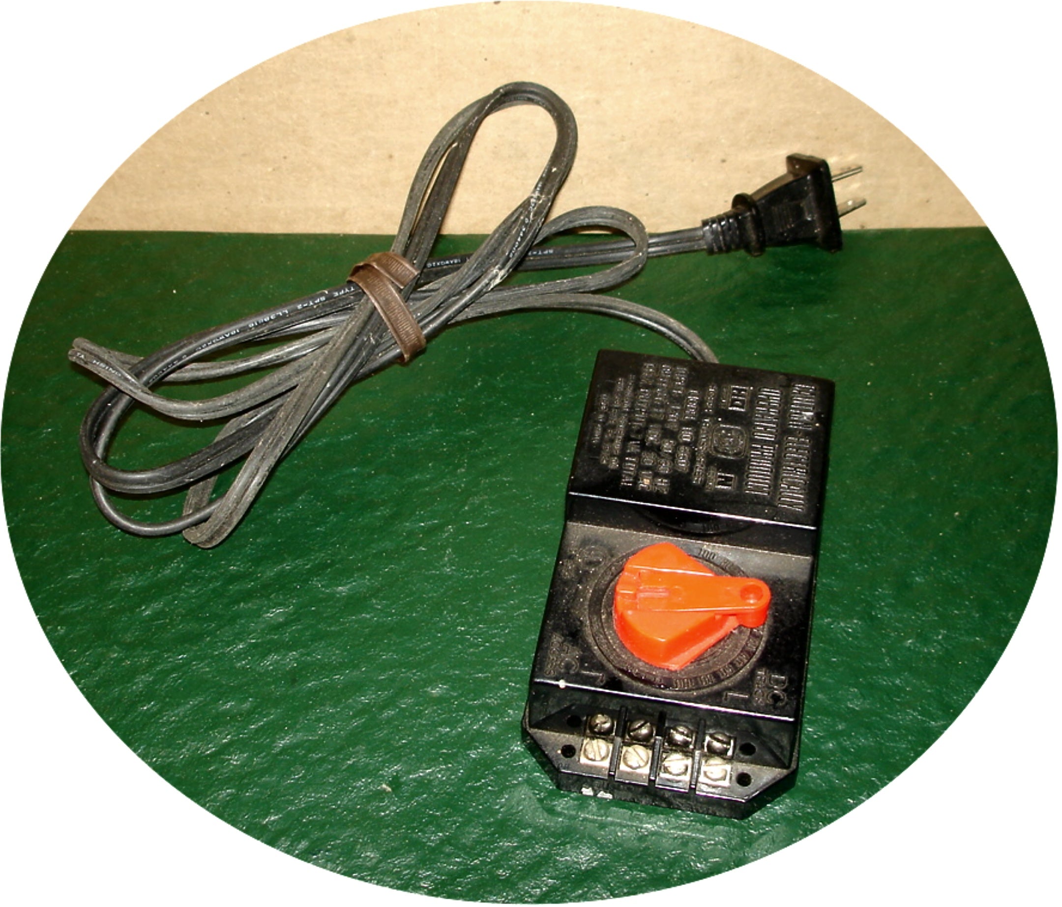 BACHMANN - HOBBY TRANSFORMER #6607 - HO / N TRAIN POWER SUPPLY