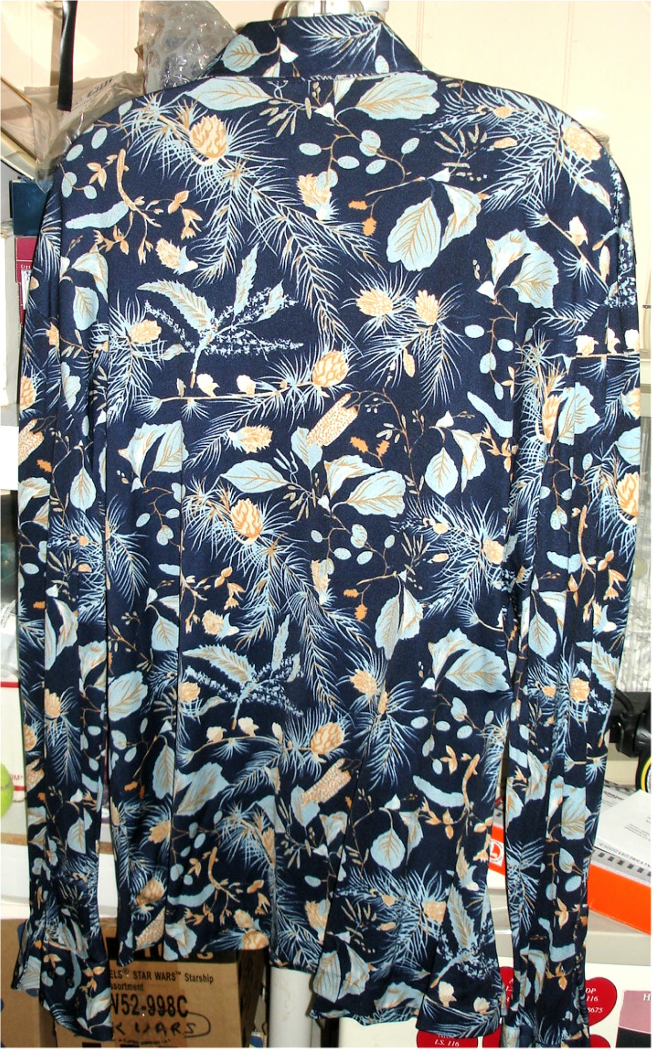 RETRO - Vtg Burma Boutique Men’s XL Long Sleeve Button Down Shirt - Blue Floral
