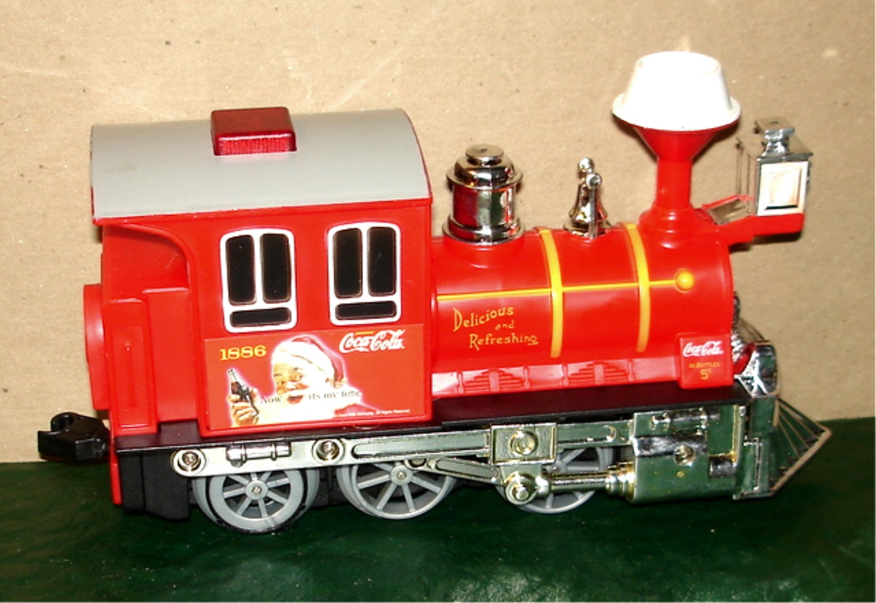 K-LINE (GOLDLOK) - COCA-COLA SANTA TRAIN - O-27  REMOTE CONTROL TRAIN