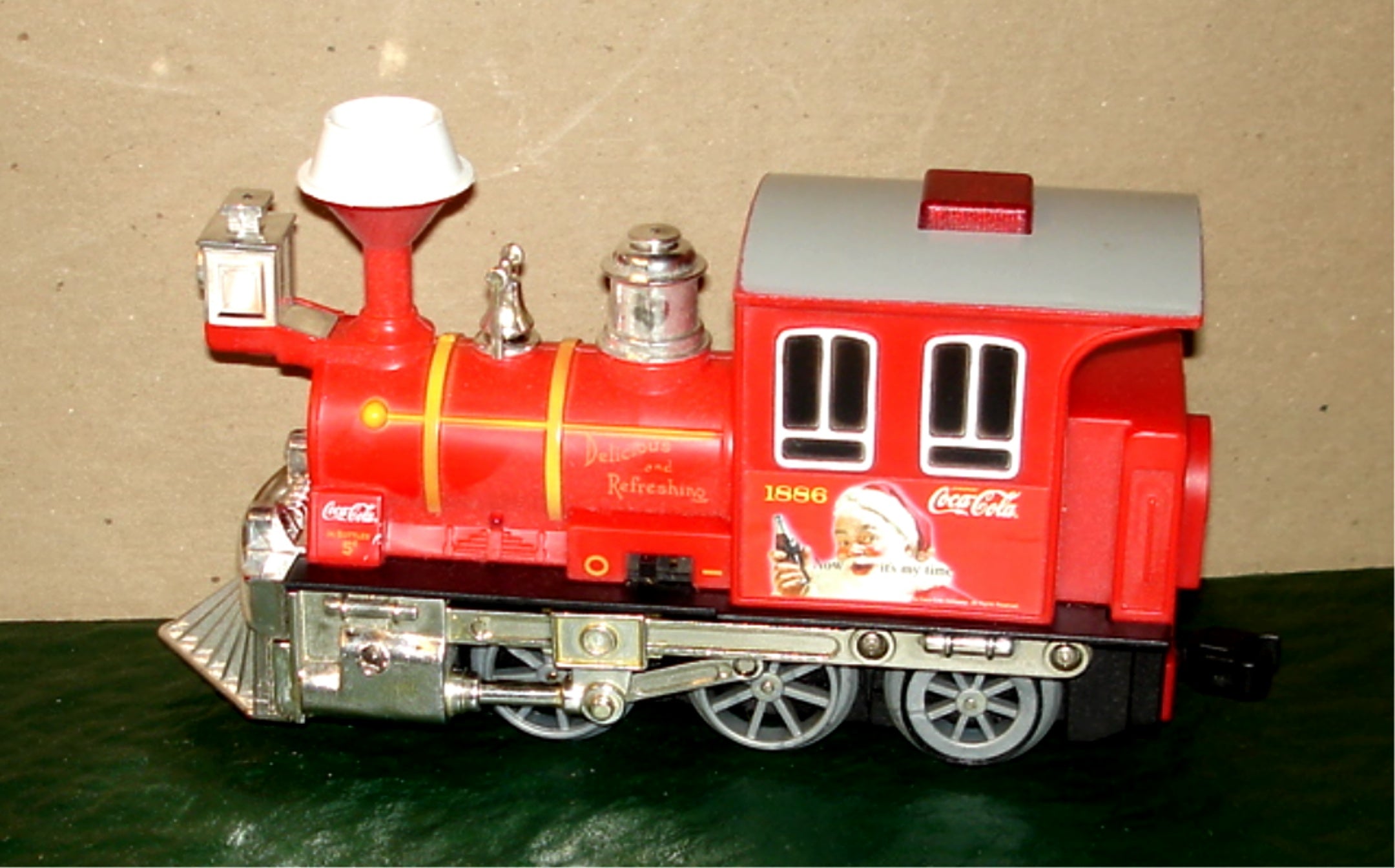 K-LINE (GOLDLOK) - COCA-COLA SANTA TRAIN - O-27  REMOTE CONTROL TRAIN