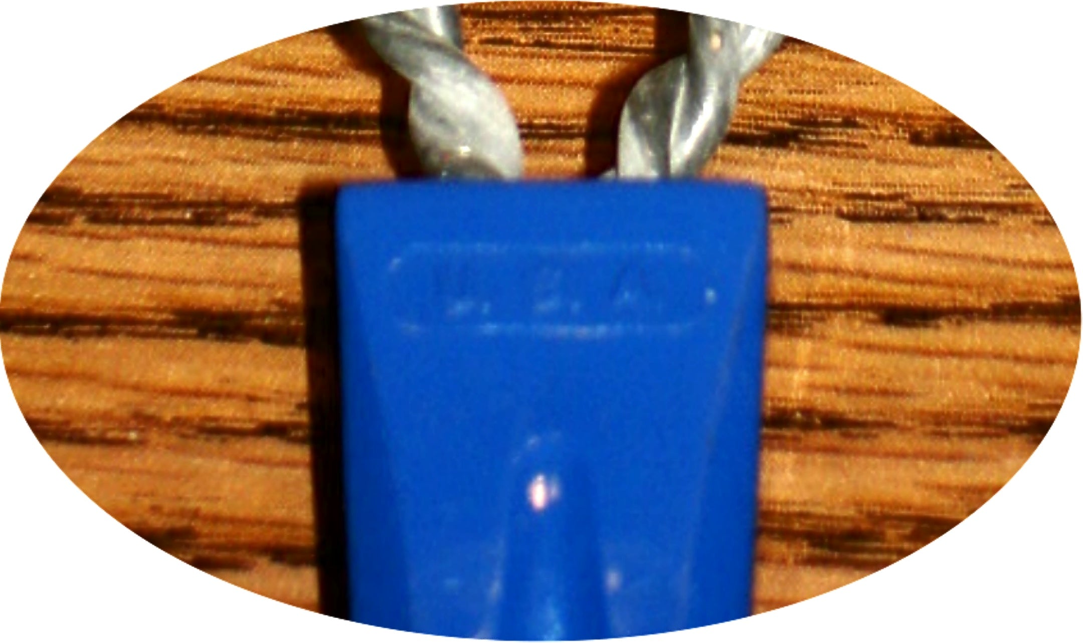 FULLER BRUSH - VINTAGE ROUND VEGGIE/DISH SCRUB BRUSH - ROYAL or BABY BLUE NOS