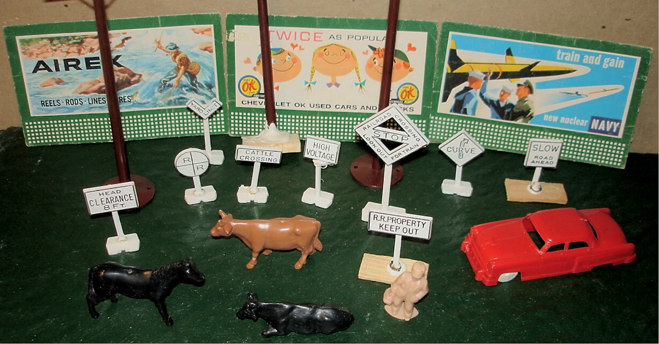 Lot of 20 - O Scale Accessories - LIONEL MARX ATLAS BACHMANN WEAVER Train (A)