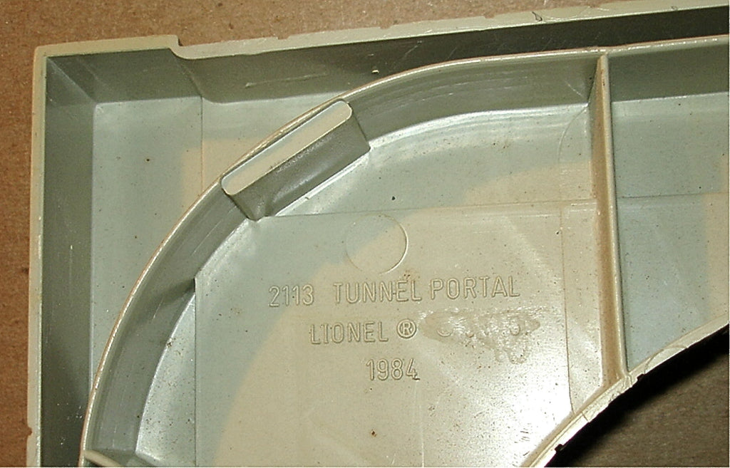 LIONEL - #6-12896 Single Track Tunnel Portal