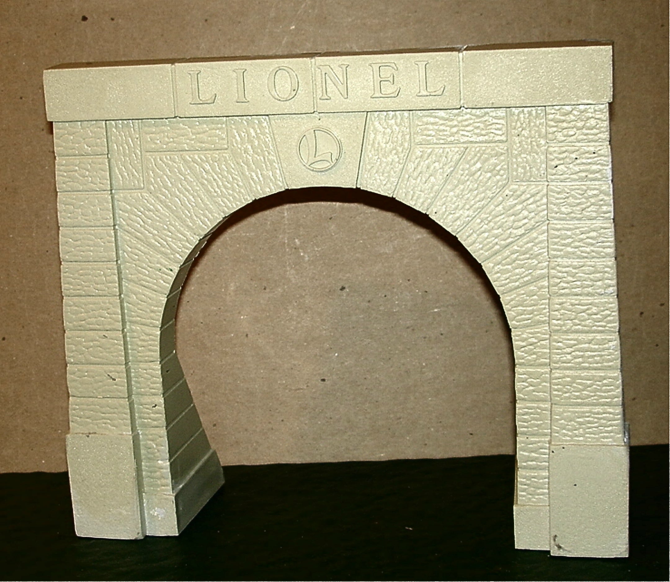 LIONEL - #6-12896 Single Track Tunnel Portal